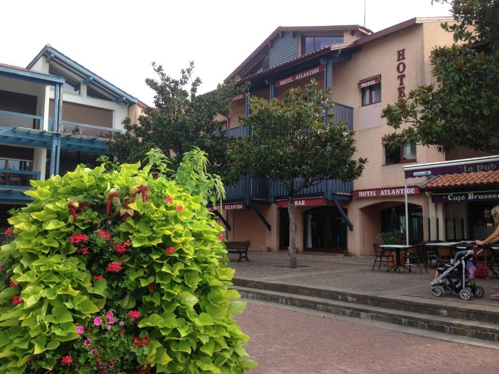 Hotel Atlantide Biscarrosse Exterior foto
